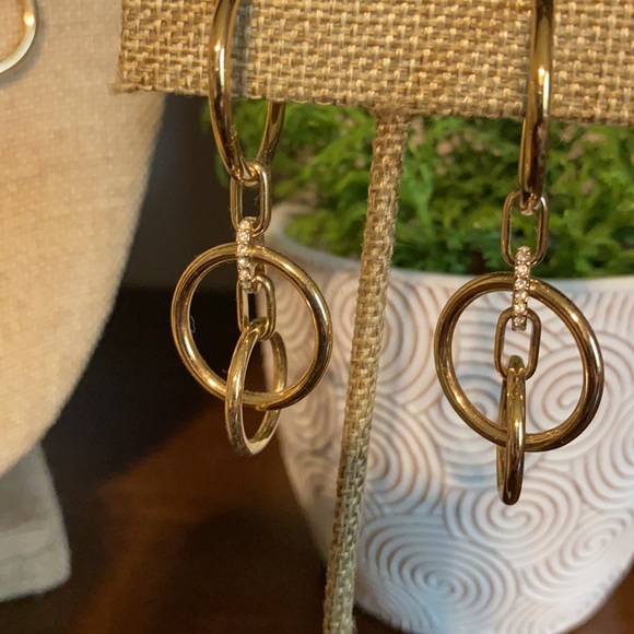 Chloe + Isabel Anniversary Collection Gold - Picture 4 of 14